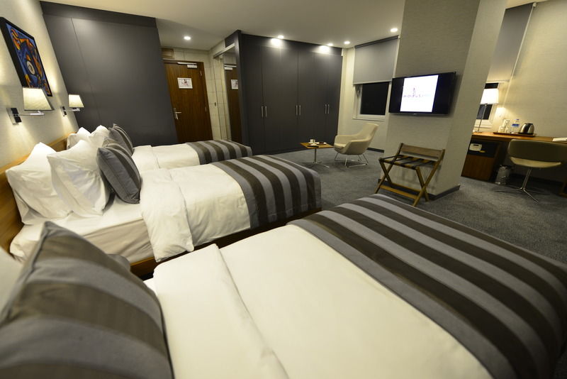 โมดัส โฮเต็ล อิสตันบูล Hotel ภายนอก รูปภาพ